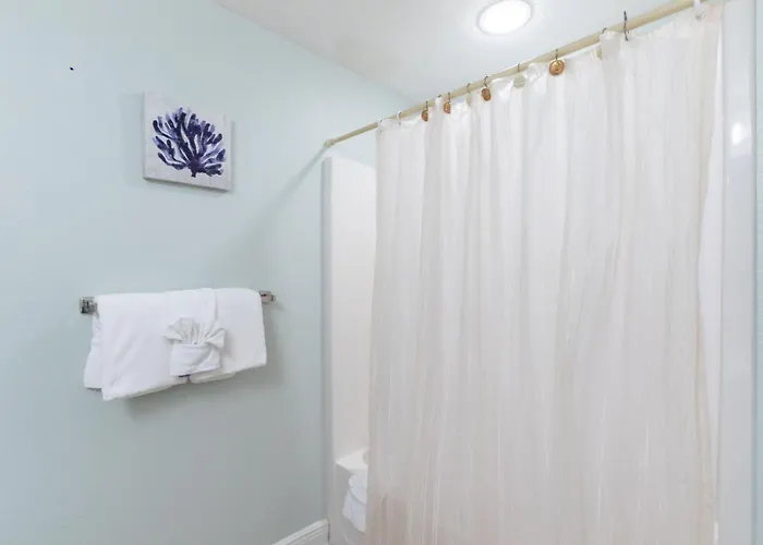 Apartment Crystal Shores West *