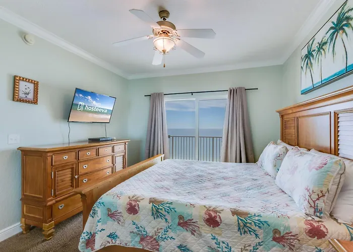 Apartment Crystal Shores West